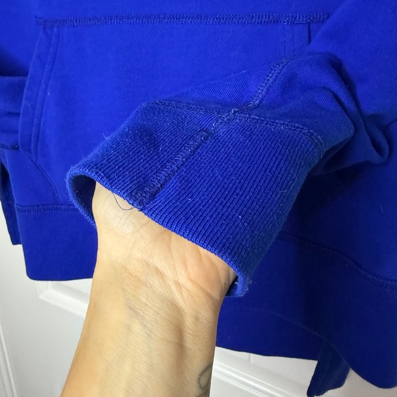 Polo Ralph Lauren Women's Vibrant Blue Crew Neck Sweater, size M - Picture 4 of 6